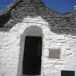 Hotel apartamentowy Trullidea